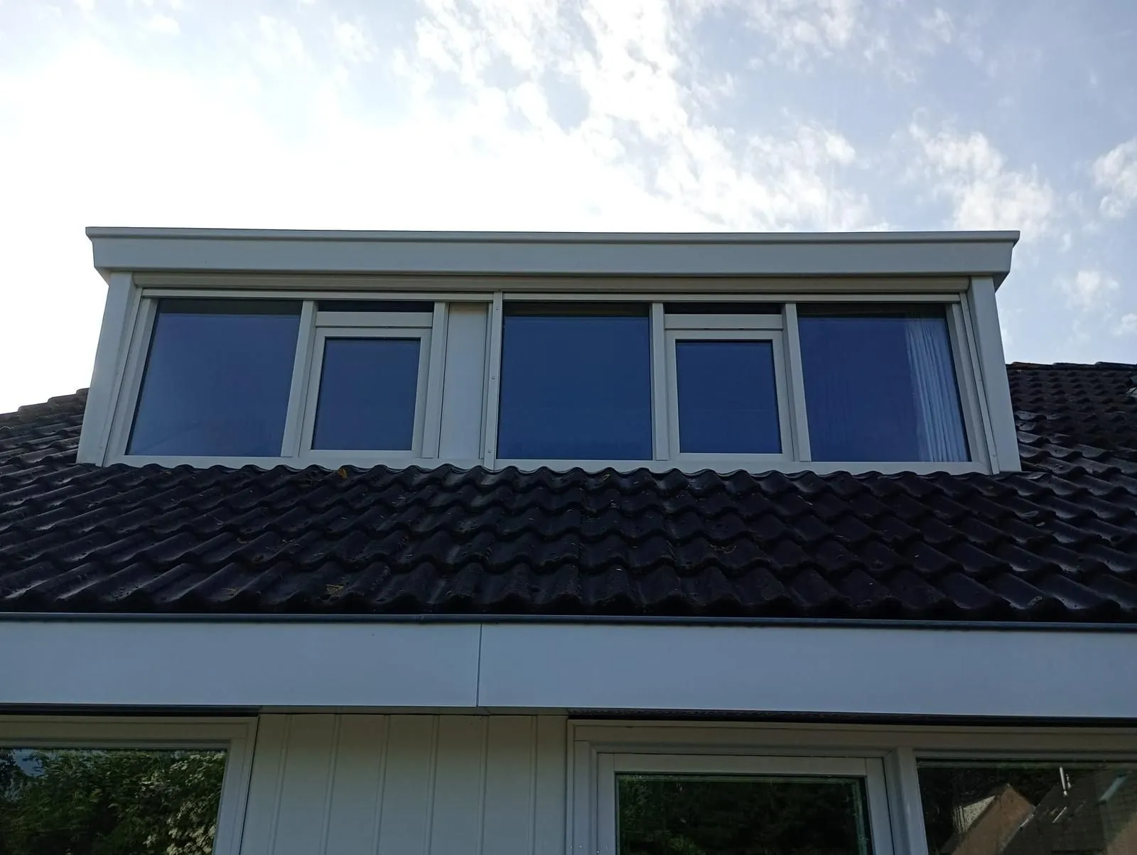 Houtwerk schoon — na reiniging 2
